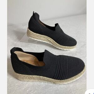Adrienne Vittadini Womens 9.5 shoes